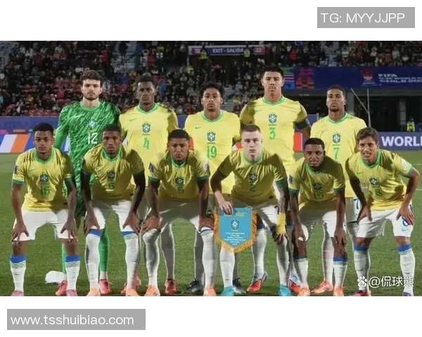 墨西哥足球俱乐部球星闪耀绿茵引领拉美激情风暴再掀足球热潮