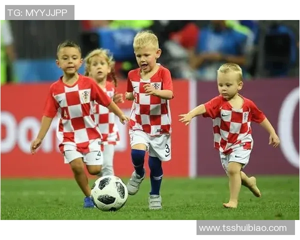 足坛风云巨星闪耀绿茵赛场尽显超帅球技与无敌魅力