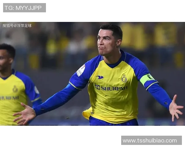 足球巨星进球精彩瞬间合集 激动人心的经典时刻回顾